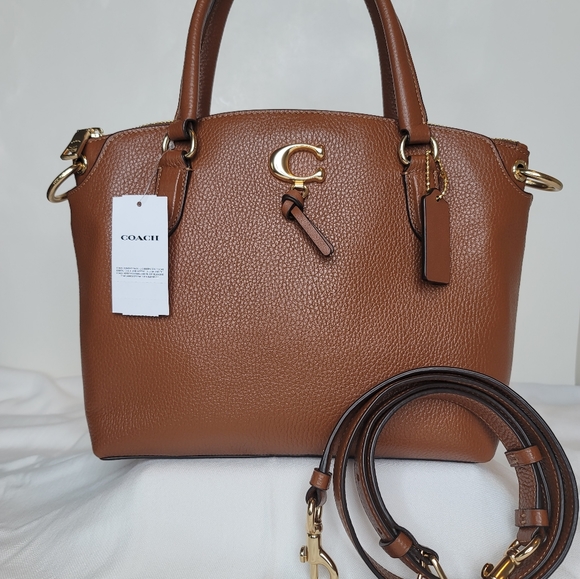 Coach leather cross body bag. - Picture 2 of 12